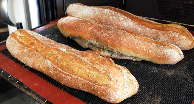 Des baguettes de pain